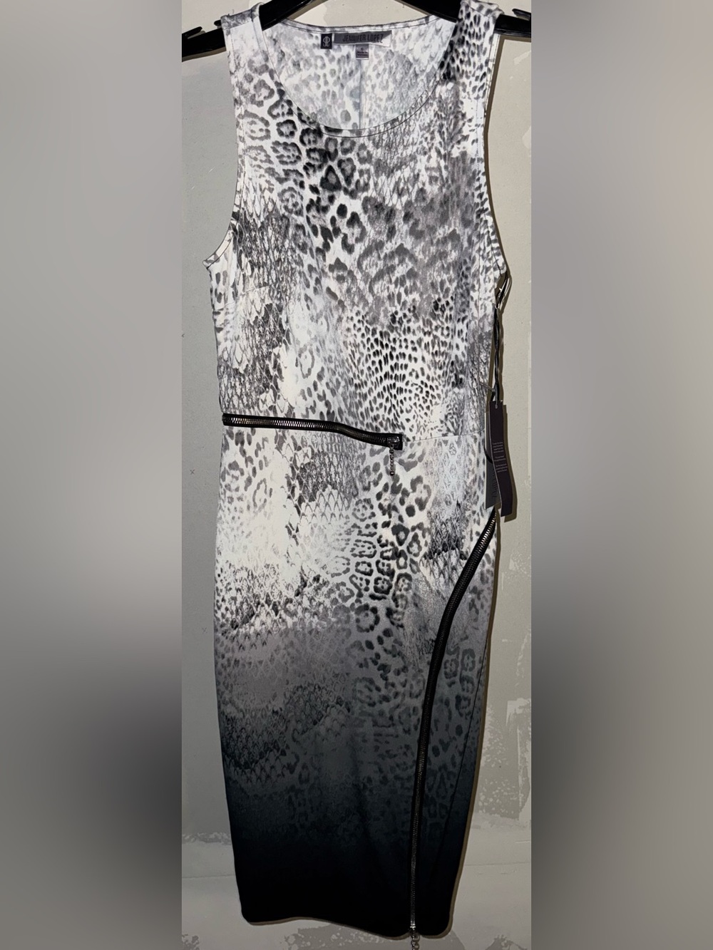 Jennifer Lopez Women’s Fitted Snake-Print Dress Bag - Black & White